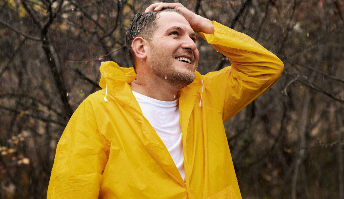 Cómo cuidar el pelo en época de Lluvias: Consejos para proteger tu cabello
